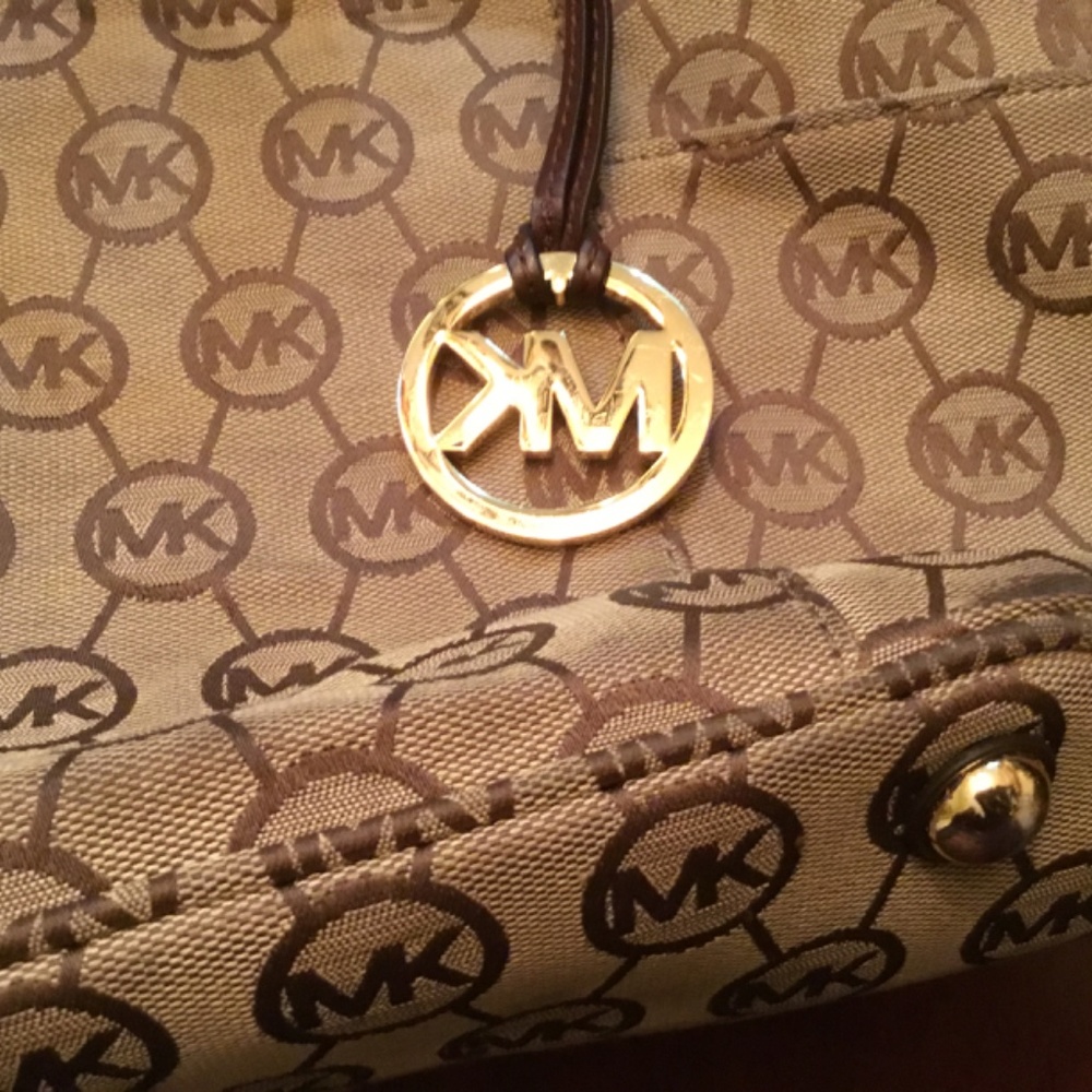Original Michael Kors Large Handbag - image 8